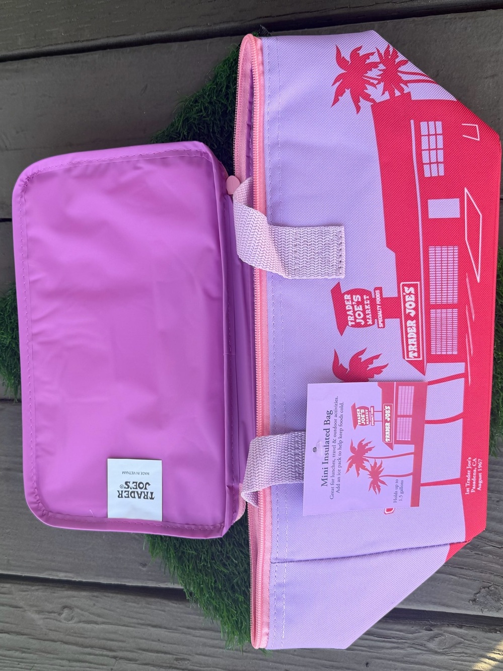 🩷Trader Joe's Pink & Lavender Mini Insulated Bag ☀️Summer Limited Edition